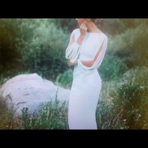 NEW pronovias beautiful wedding dress IVORY